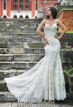 кружевное свадебное платье с открытой спиной