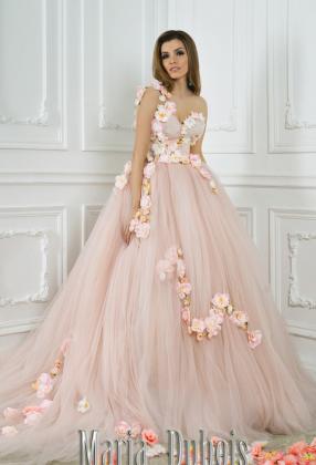 Розовое свадебное платье пышное с цветами